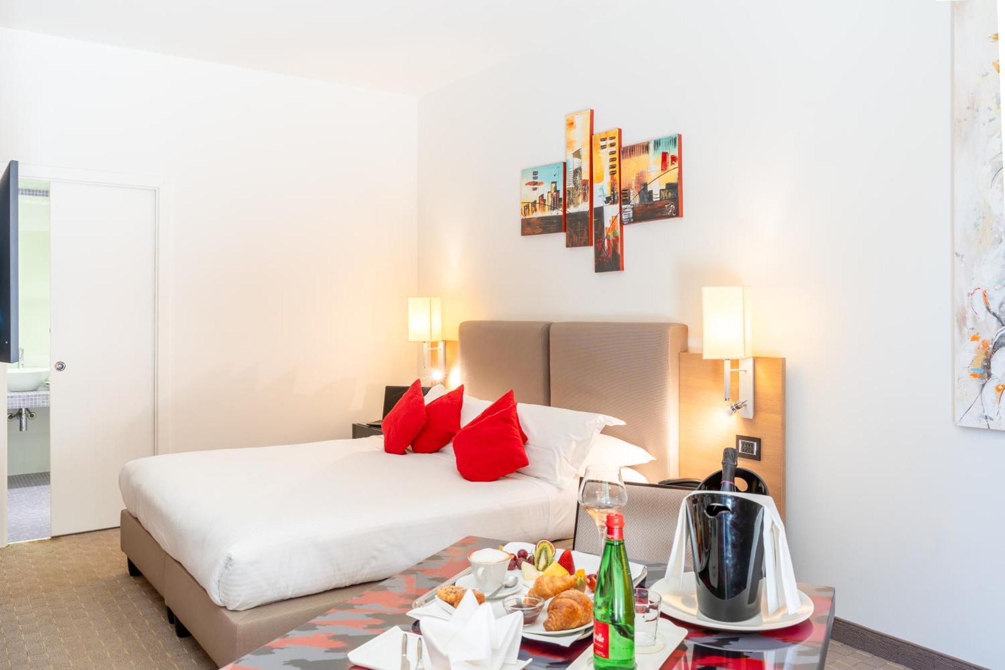 Ariha Hotel Cosenza Exterior photo